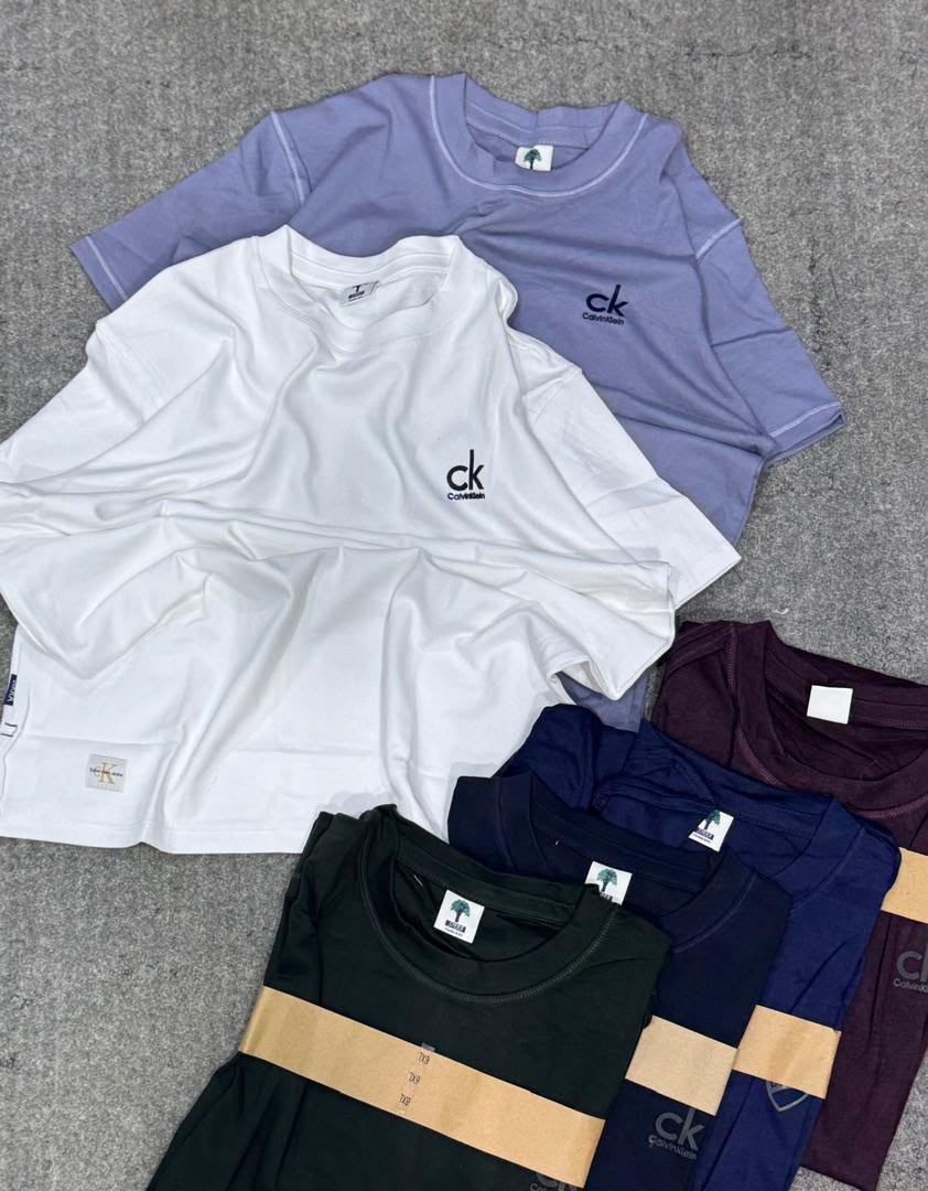 T-shirts de modèle Calvin Klein